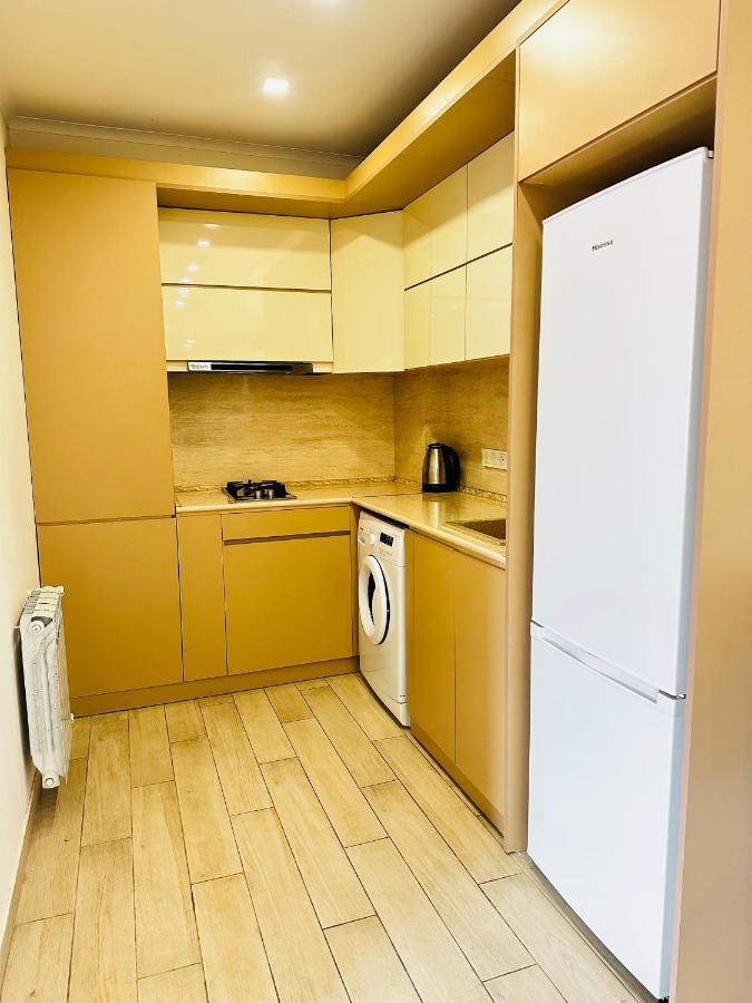 Suite Apartment On Pushkin Street Yerevan Luaran gambar