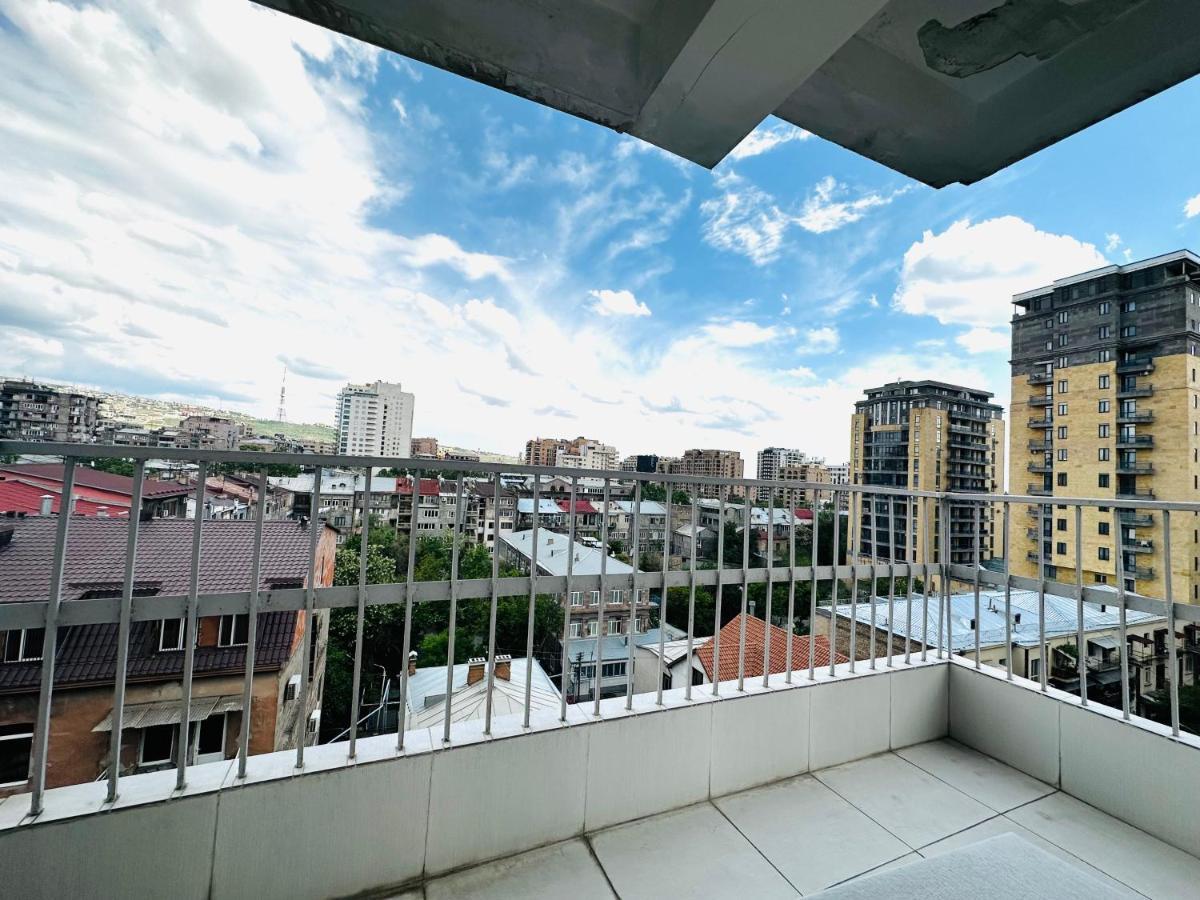 Suite Apartment On Pushkin Street Yerevan Luaran gambar